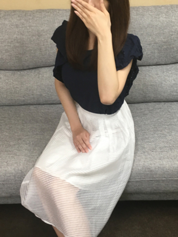 川島 ゆりあ