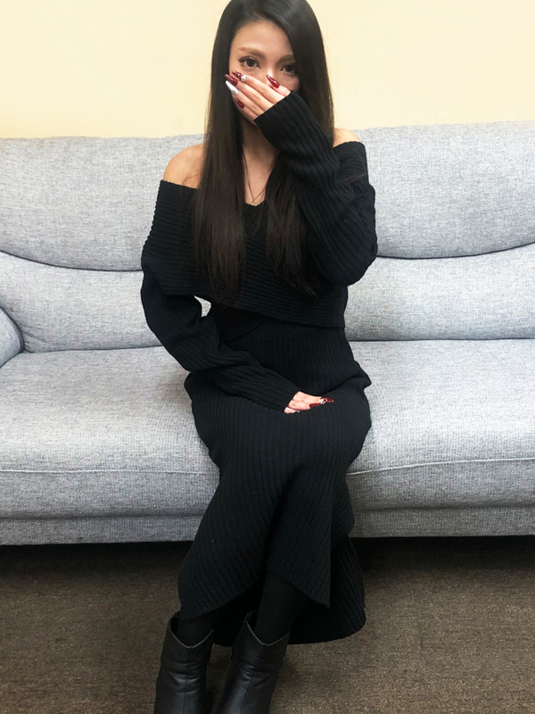 新垣　りな